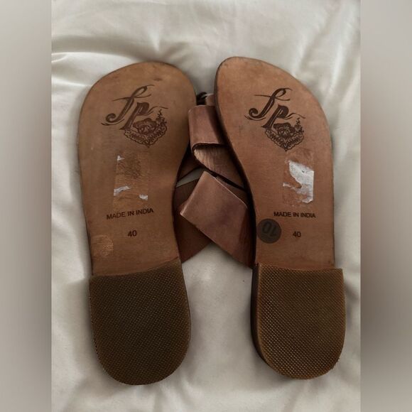 Free People Abilene Toe Loop Sandals - Picture 6 of 6